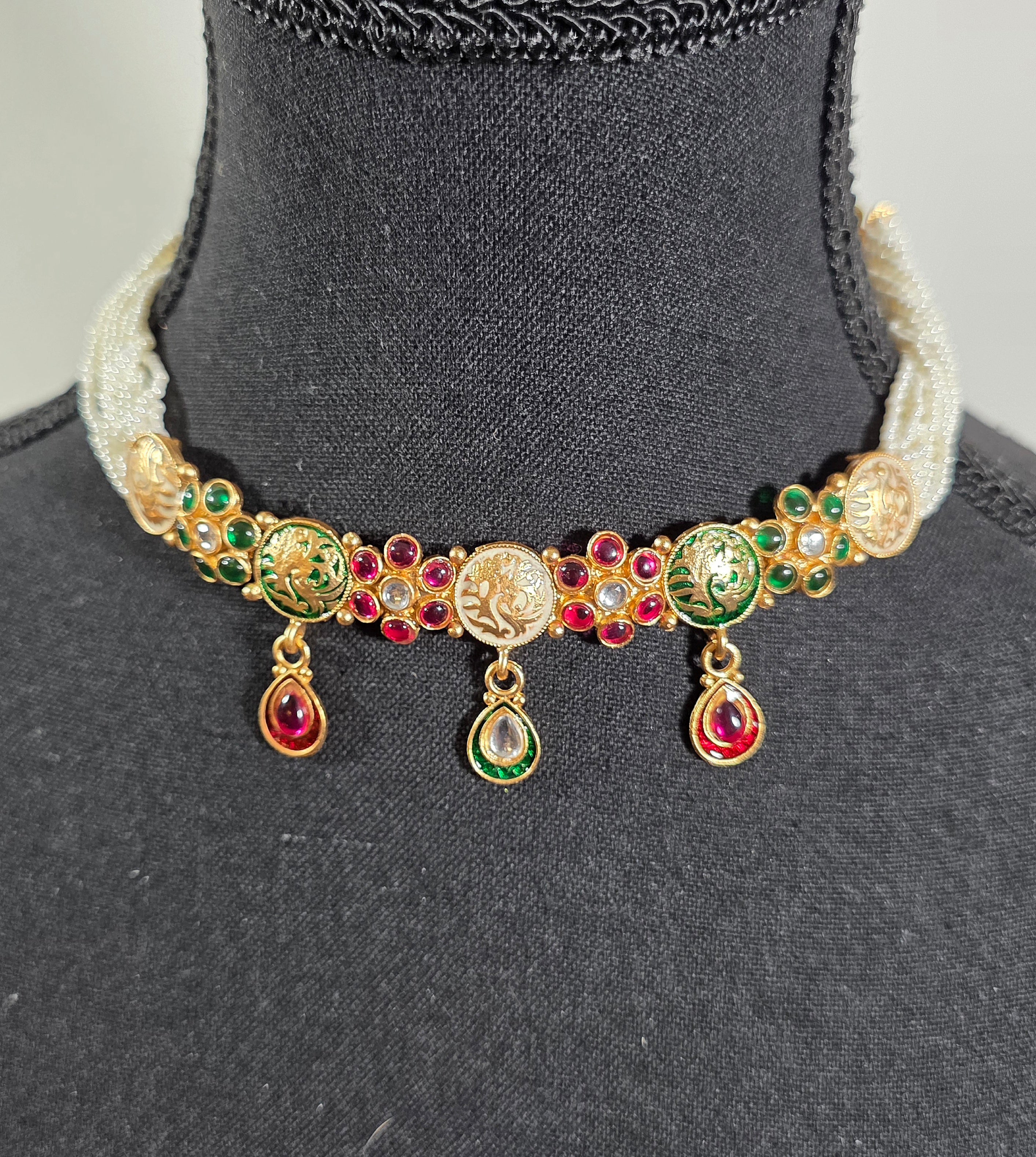 Jalsa Necklace Set