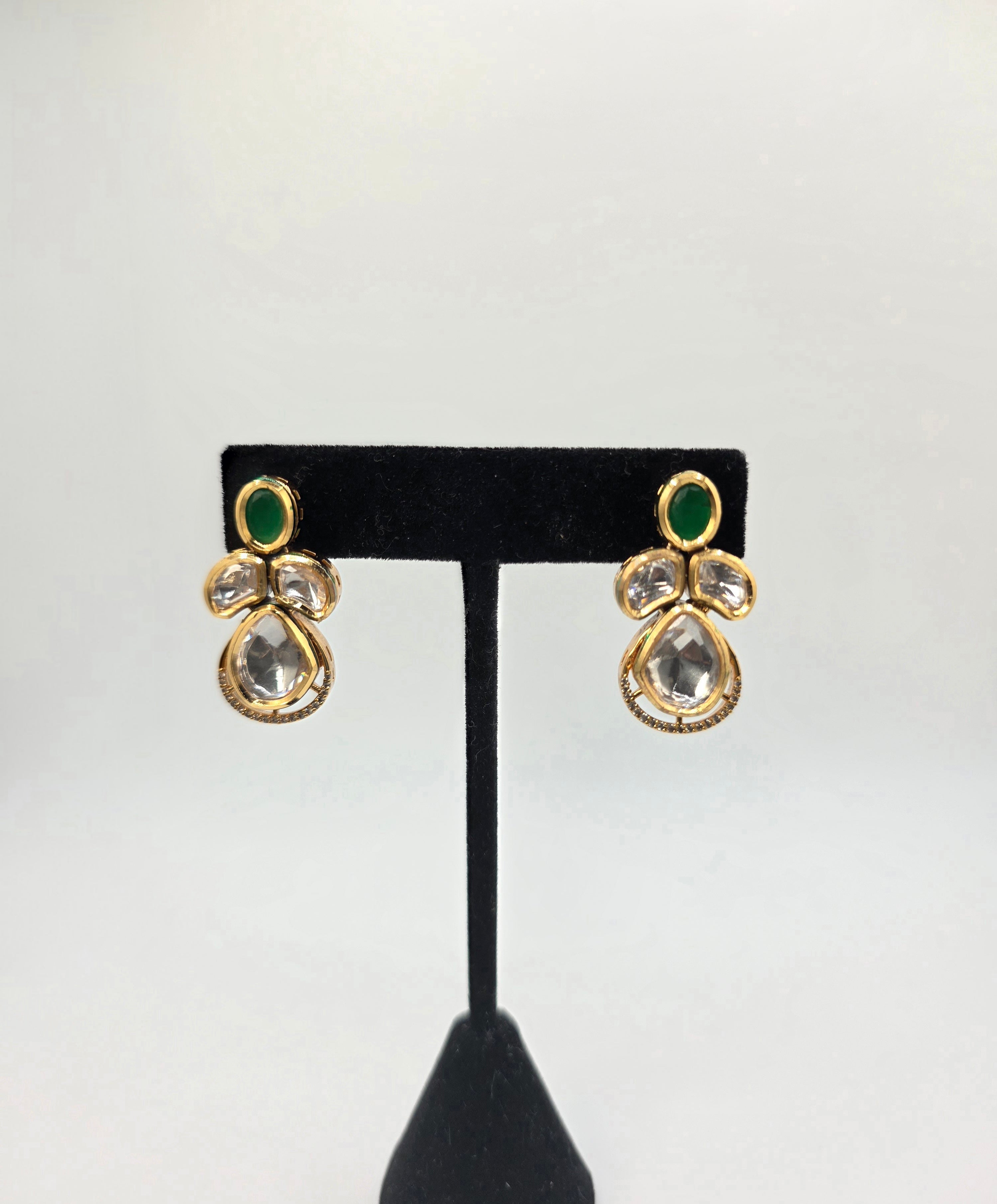 Vaneeshaa Necklace Set