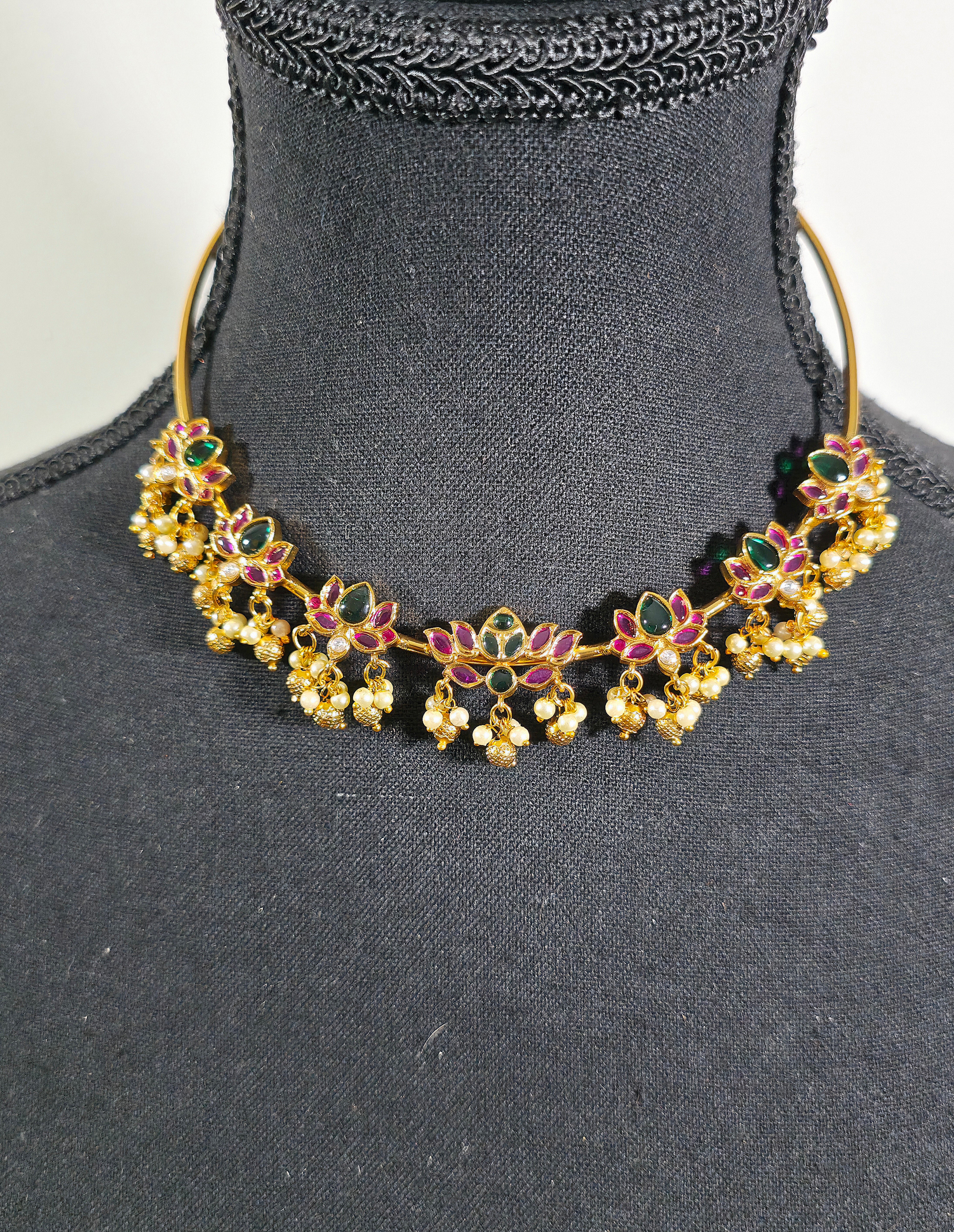 Samara Necklace Set