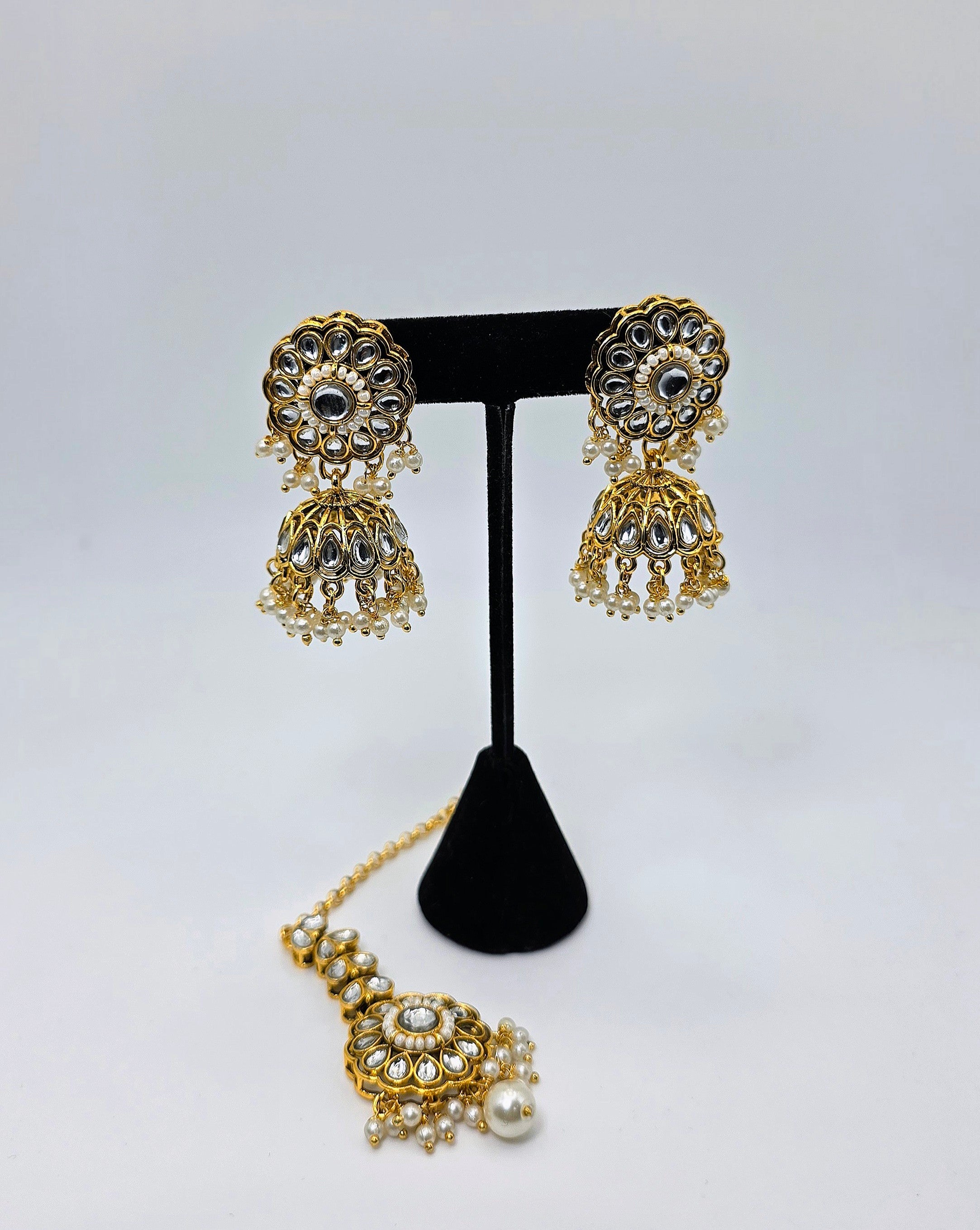 Shruti Necklace Set