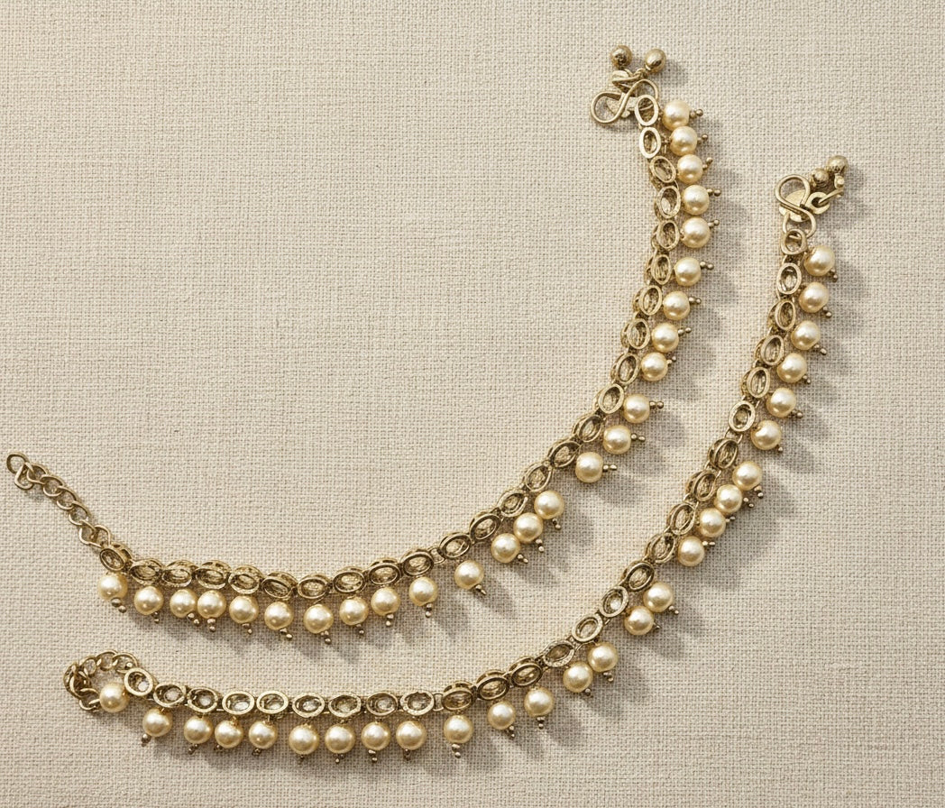 Vaneeshaa Anklets