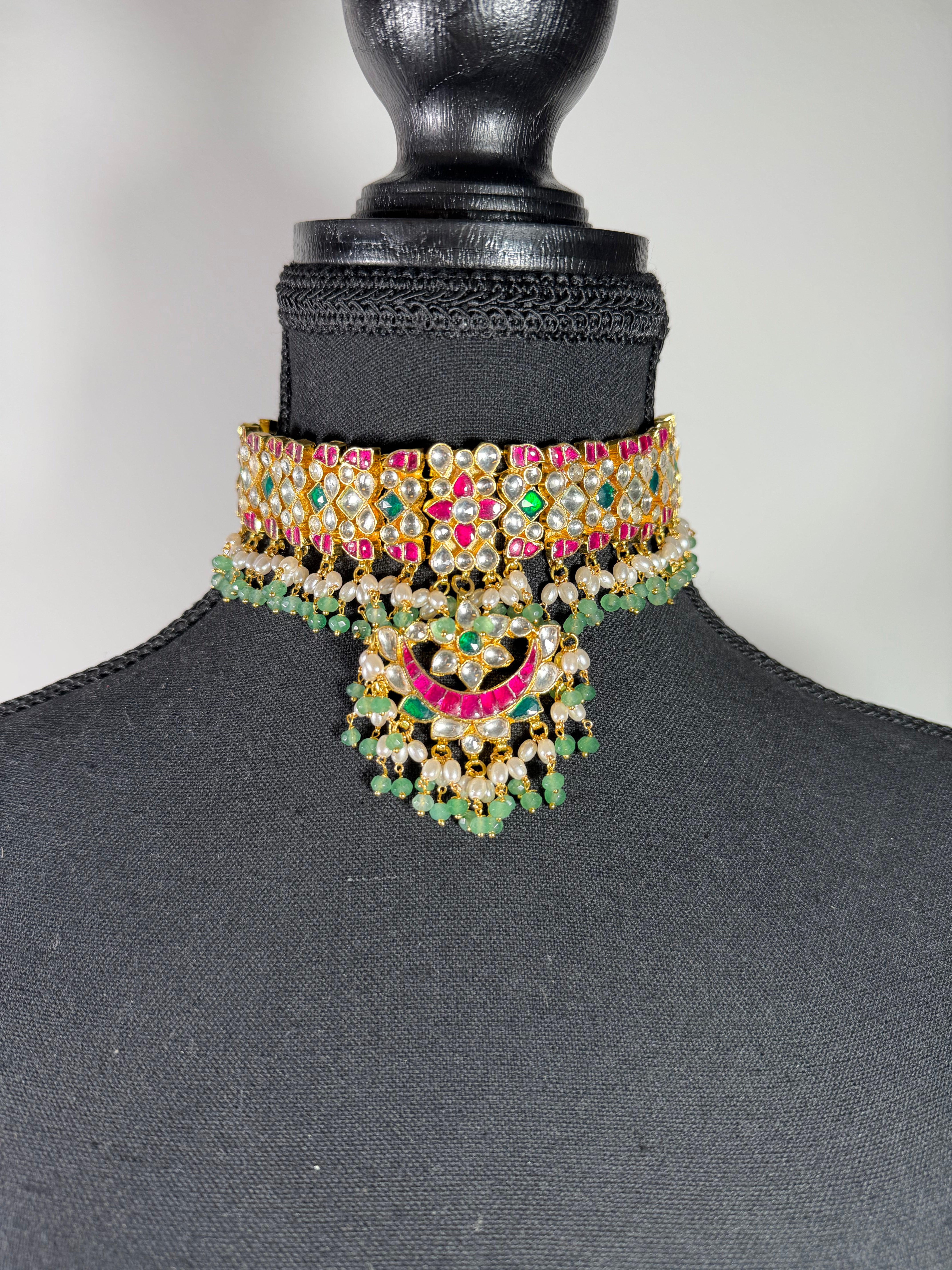 Mehru Necklace Set