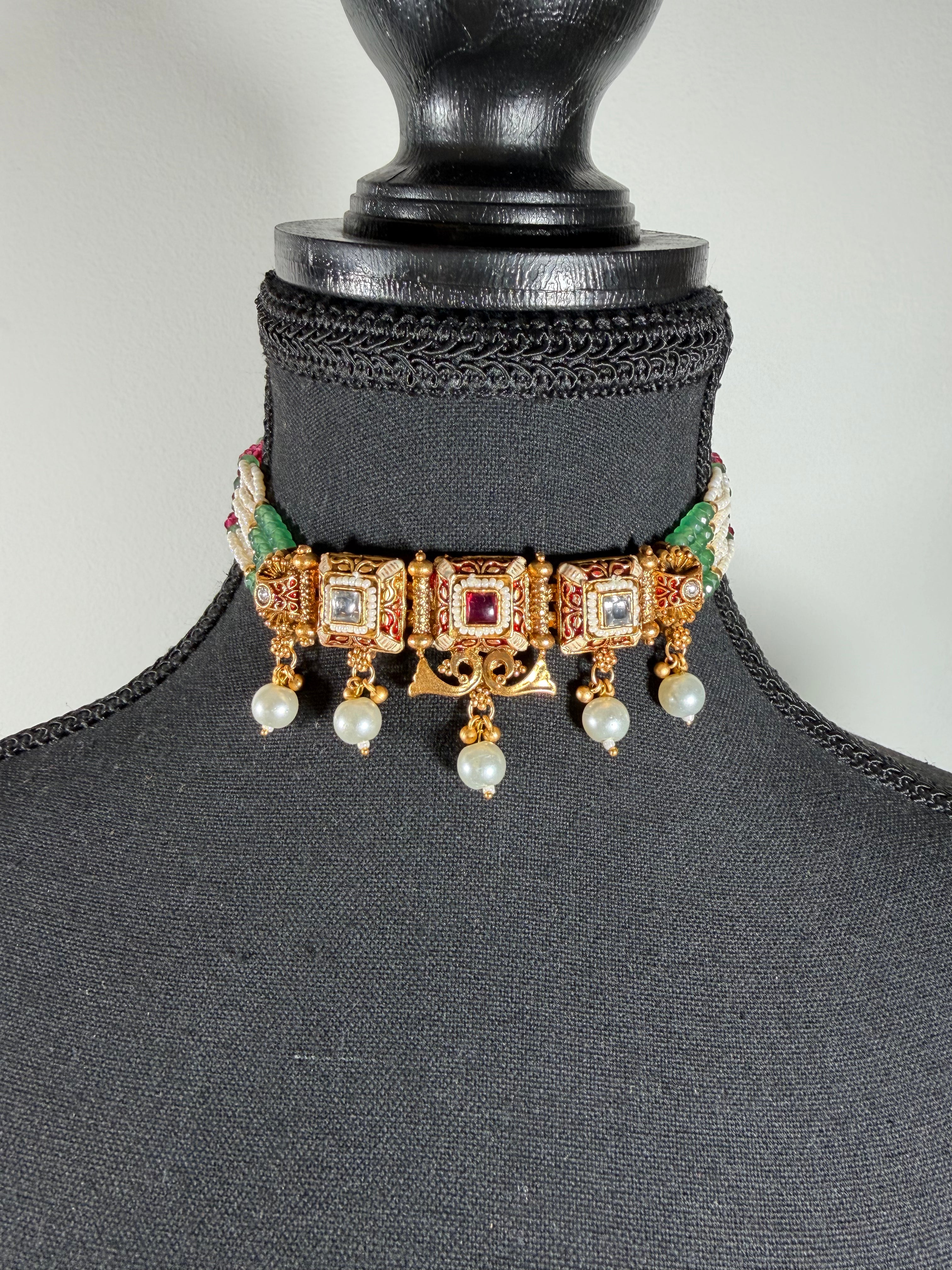 Thulasiya Necklase Set